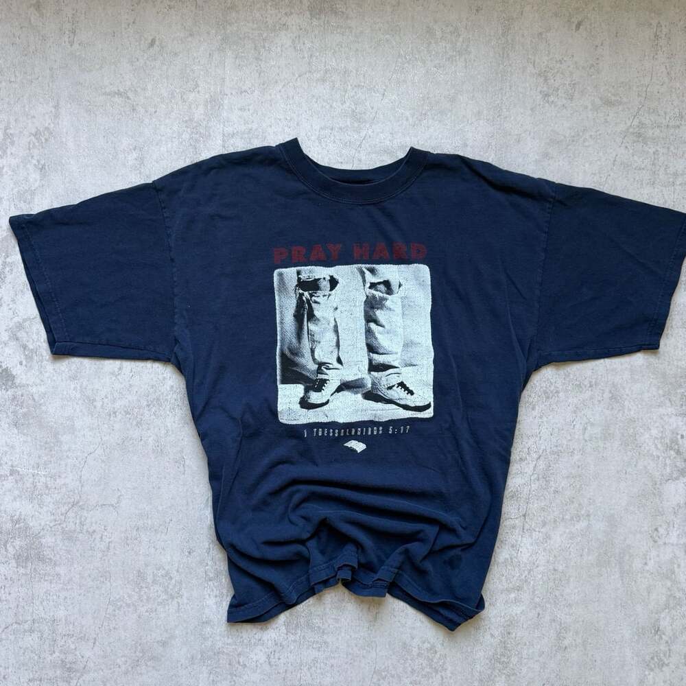 Vintage Pray Hard 1 Thessalonians 5:17 Graphic T-Shirt Navy